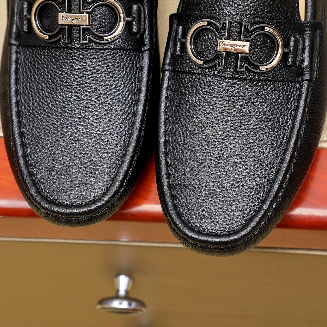Men's shoes 💰360 🕷🕷【Ferragamo】Ferragamo Popular fashionable casual slip-on shoes🇨🇳Official website counter 1:1 production, original mold opening💯Good quality visible, imported high-end first-layer calfskin, luxurious pigskin lining🌿Very clear texture, high-quality waterproof, non-slip and wear-resistant outsole🎋High quality and low price, truly handmade🍓Color, code number 38-45